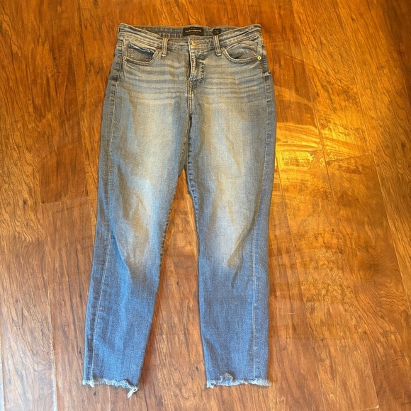 Lucky Brand Blue Ankle Cropped Denim - Picture 2 of 9